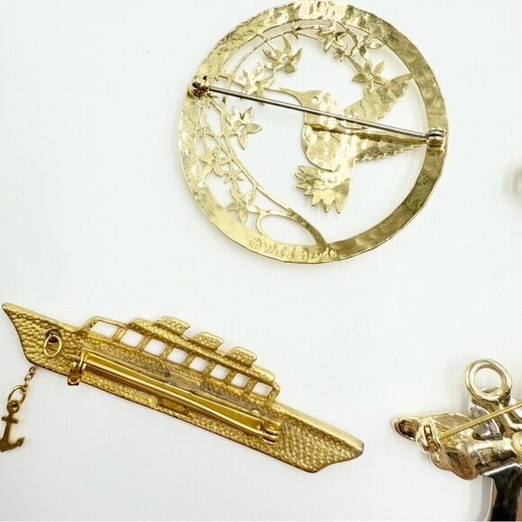 Vintage Gold Tone Hummingbird Cruise Ship Teapot Scarecrow Angel Pin Lots - Picture 9 of 10